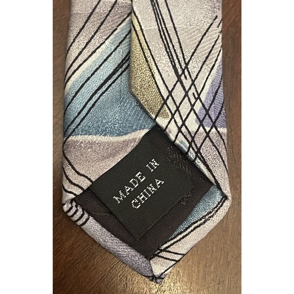 J. Garcia Aztec Objects Collection Fifty Three 100% Silk Men’s Neck Tie China - Picture 7 of 9